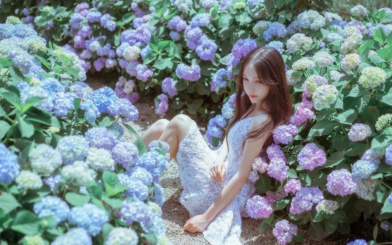 “锋刃-2025”国际狙击手射击竞赛进行“搭乘舟艇水上狙击”课目竞赛